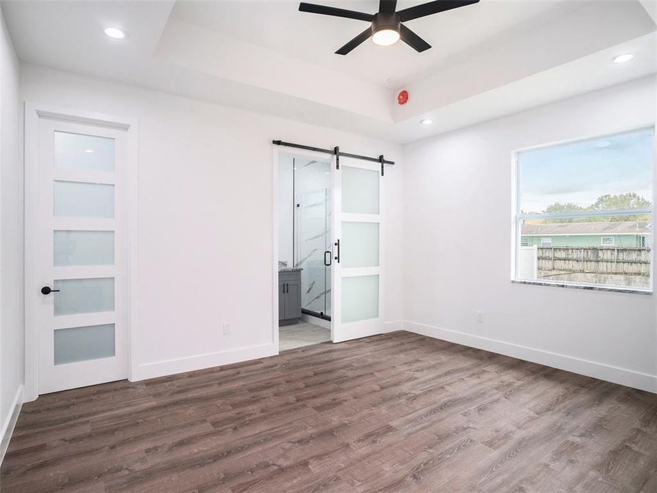 For Sale: $499,900 (3 beds, 2 baths, 1667 Square Feet)