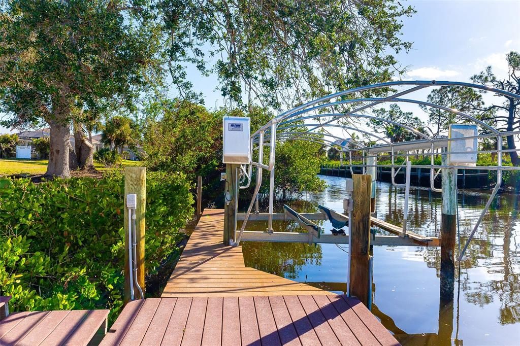 6,000 lb Boat Lift