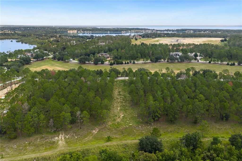 Под контрактом: $1,200,000 (1.21 acres)