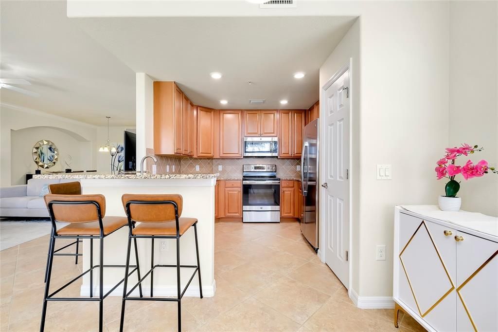 Breakfast Bar / Kitchen