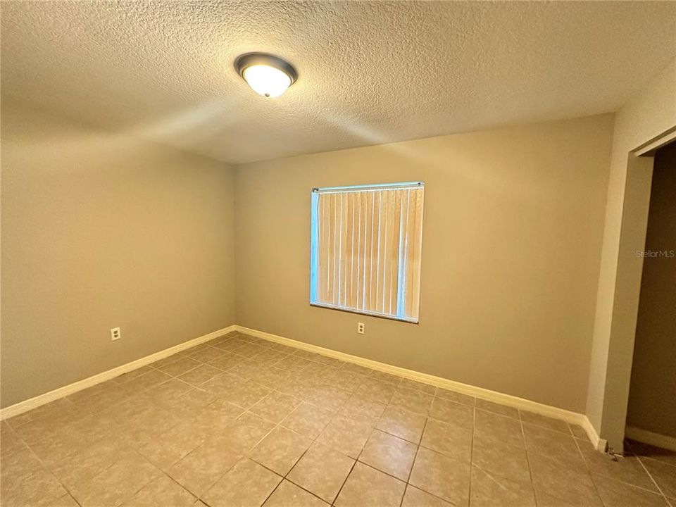 For Rent: $1,600 (3 beds, 2 baths, 1452 Square Feet)