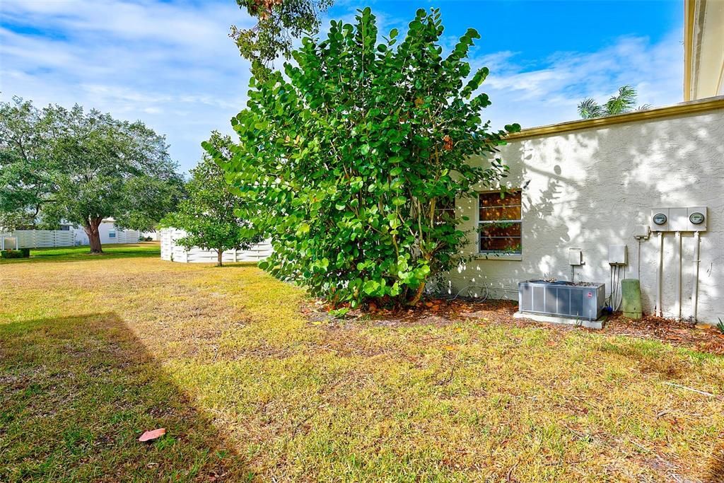 For Sale: $290,000 (3 beds, 2 baths, 1145 Square Feet)