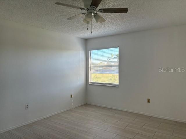 For Rent: $1,649 (1 beds, 1 baths, 713 Square Feet)