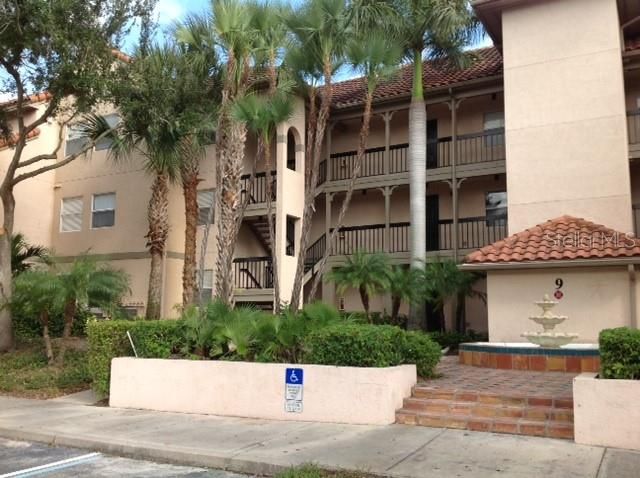 For Rent: $1,649 (1 beds, 1 baths, 713 Square Feet)