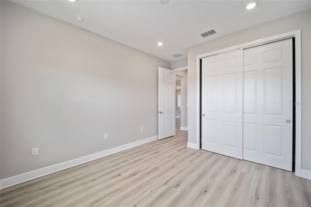 For Sale: $487,000 (2 beds, 2 baths, 2616 Square Feet)