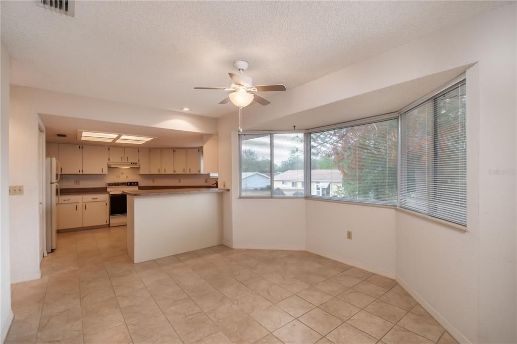 Dining room - kitchen