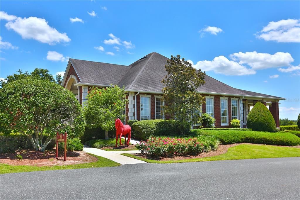 For Sale: $17,500,000 (4 beds, 2 baths, 1884 Square Feet)