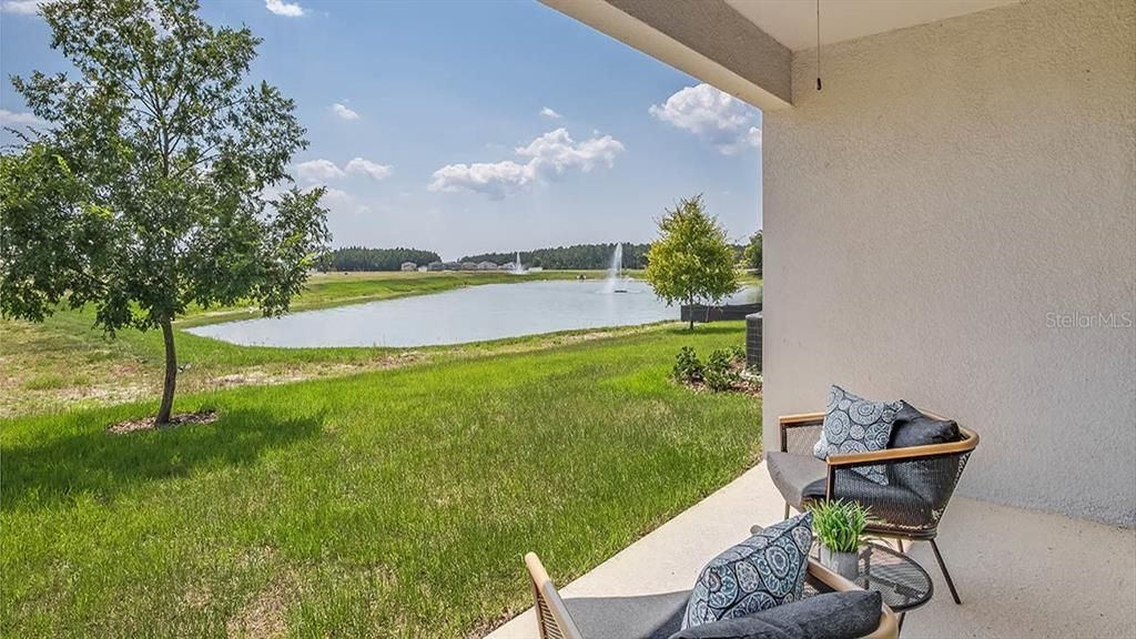 Под контрактом: $261,070 (2 спален, 2 ванн, 1565 Квадратных фут)