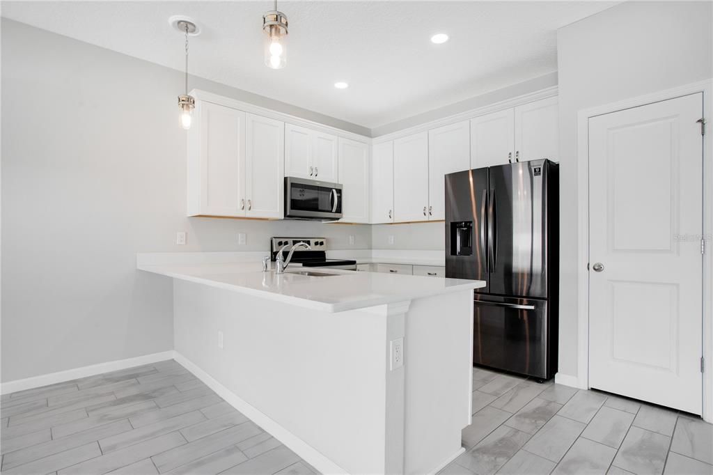 For Sale: $339,000 (3 beds, 2 baths, 1679 Square Feet)