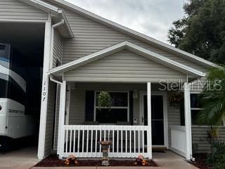 Front porch of House