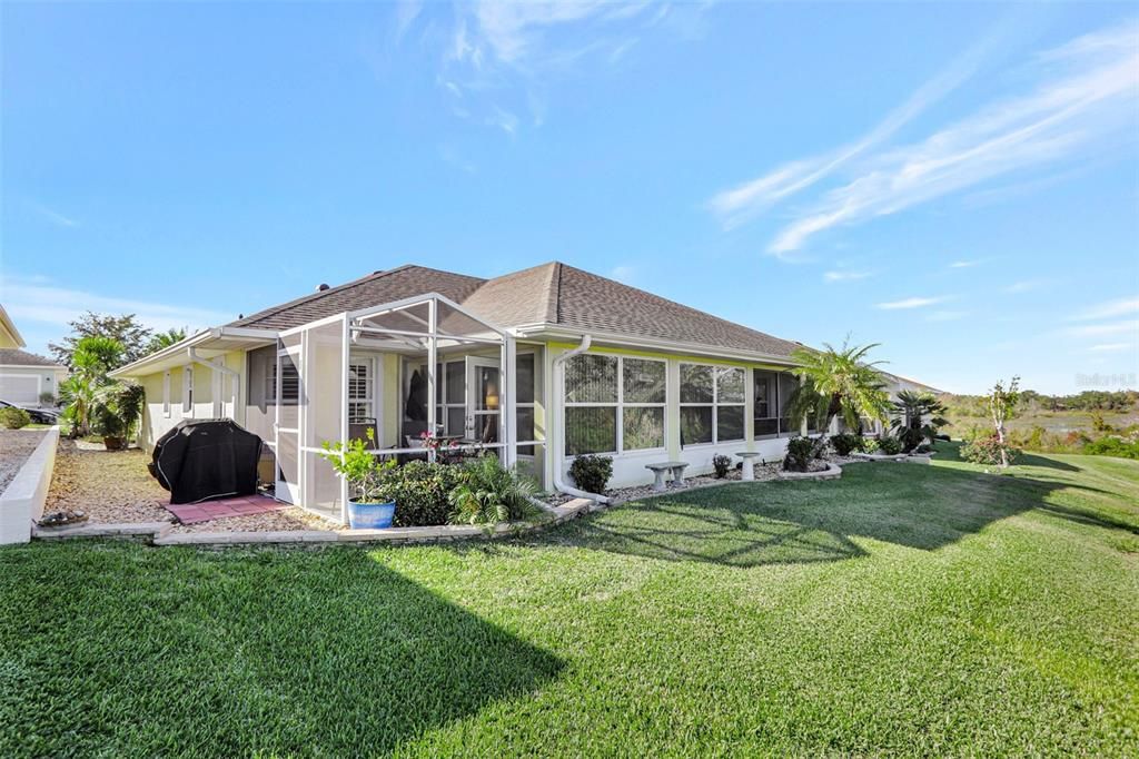 For Sale: $415,000 (3 beds, 2 baths, 1987 Square Feet)