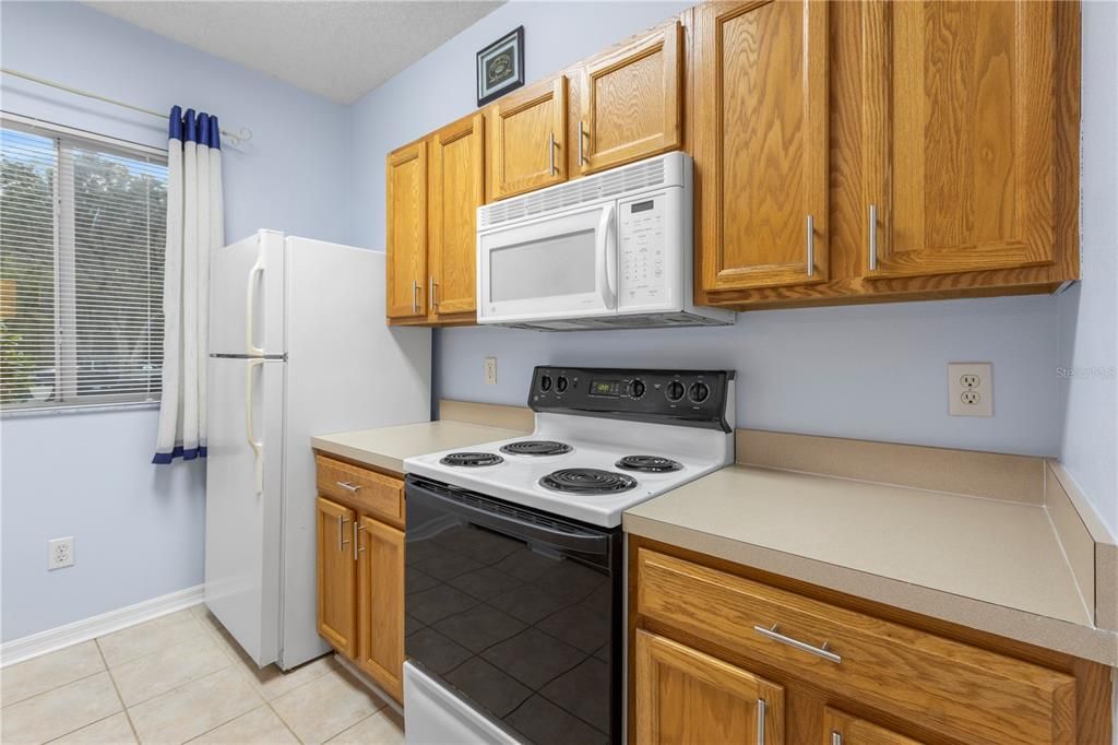 For Sale: $245,000 (3 beds, 2 baths, 1364 Square Feet)