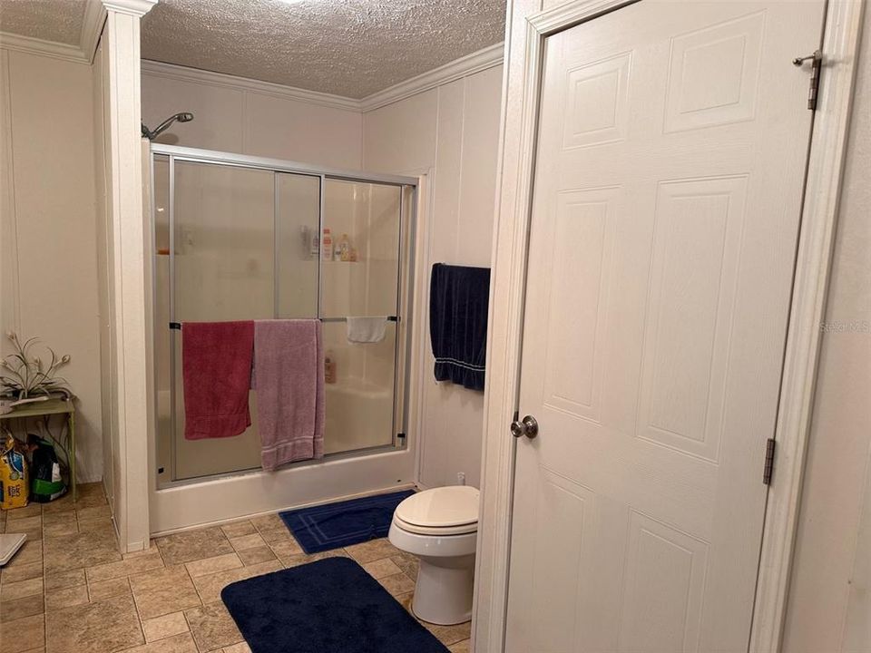 For Sale: $185,000 (3 beds, 2 baths, 2280 Square Feet)