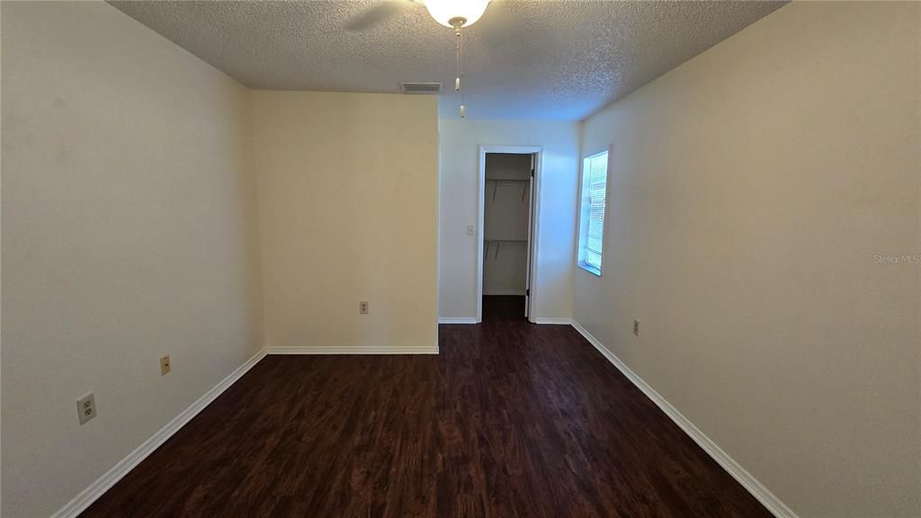 For Rent: $1,400 (2 beds, 2 baths, 1104 Square Feet)