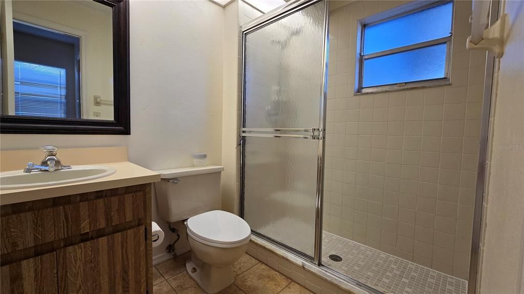 For Rent: $1,400 (2 beds, 2 baths, 1104 Square Feet)