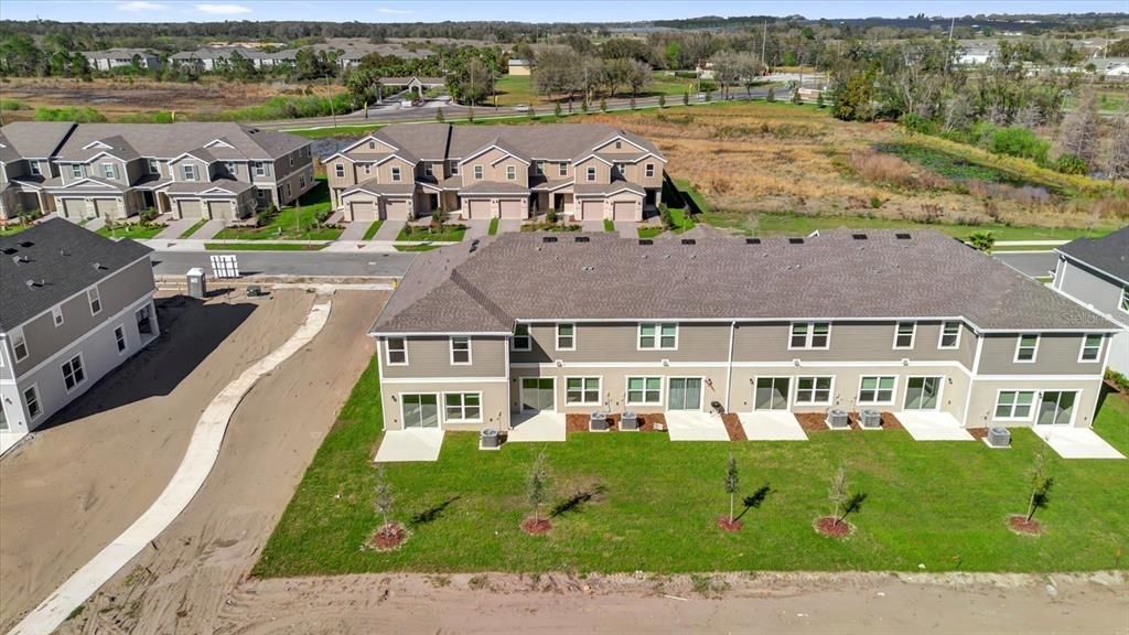 На продажу: $255,180 (3 спален, 2 ванн, 1557 Квадратных фут)