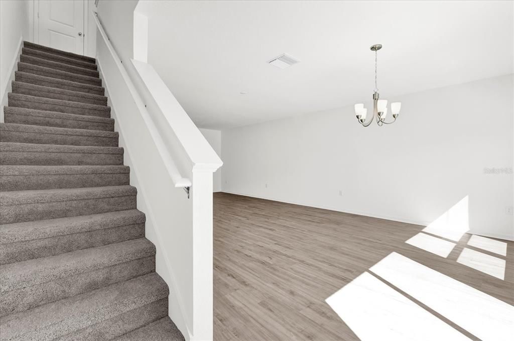 На продажу: $244,401 (3 спален, 2 ванн, 1463 Квадратных фут)