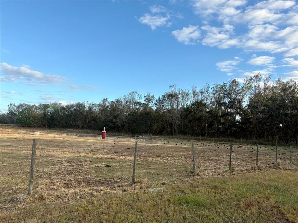 En Venta: $159,900 (5.72 acres)