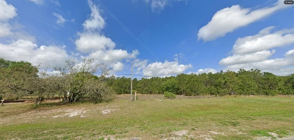 En Venta: $49,000 (1.10 acres)