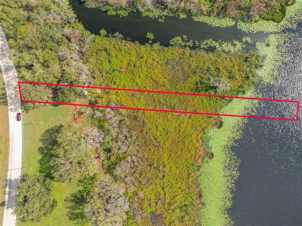 28-25-20-0000-00600-0050 - WEST 33.00 FT OF EAST 99.00 FT OF SW1/4 OF SW1/4 OF SW1/4 OF SECTION 21 LYING EAST & SOUTH OF CENTERLINE OF COUNTY ROAD & WEST 33.00 FT OF EAST 99.00 FT OF NW1/4 OF NW1/4 OF NW1/4 OF SECTION 28 OR 941 PG 607 = .51 Acres, Zoning 00AC