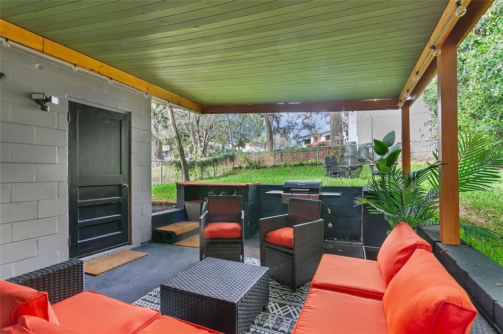 Covered Patio with BBQ