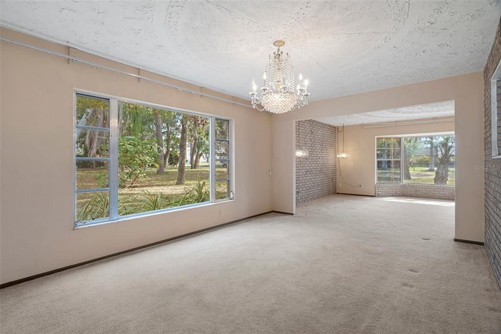 Dining room adjacent to kitchen and off of living room