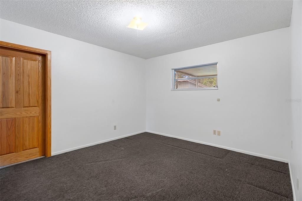 bonus room - carport entrance