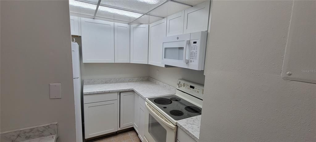 For Rent: $1,450 (2 beds, 2 baths, 897 Square Feet)