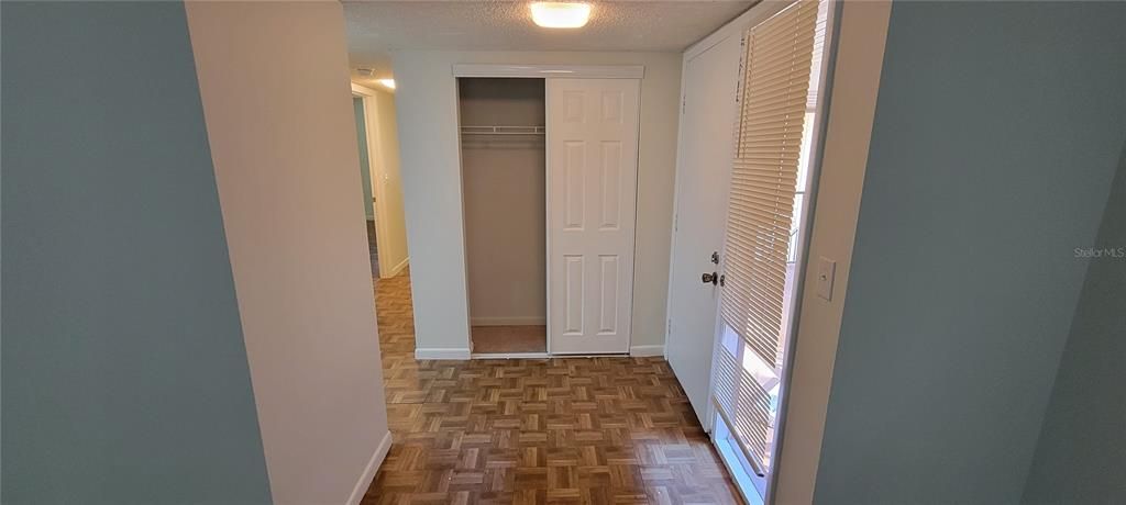 For Rent: $1,450 (2 beds, 2 baths, 897 Square Feet)