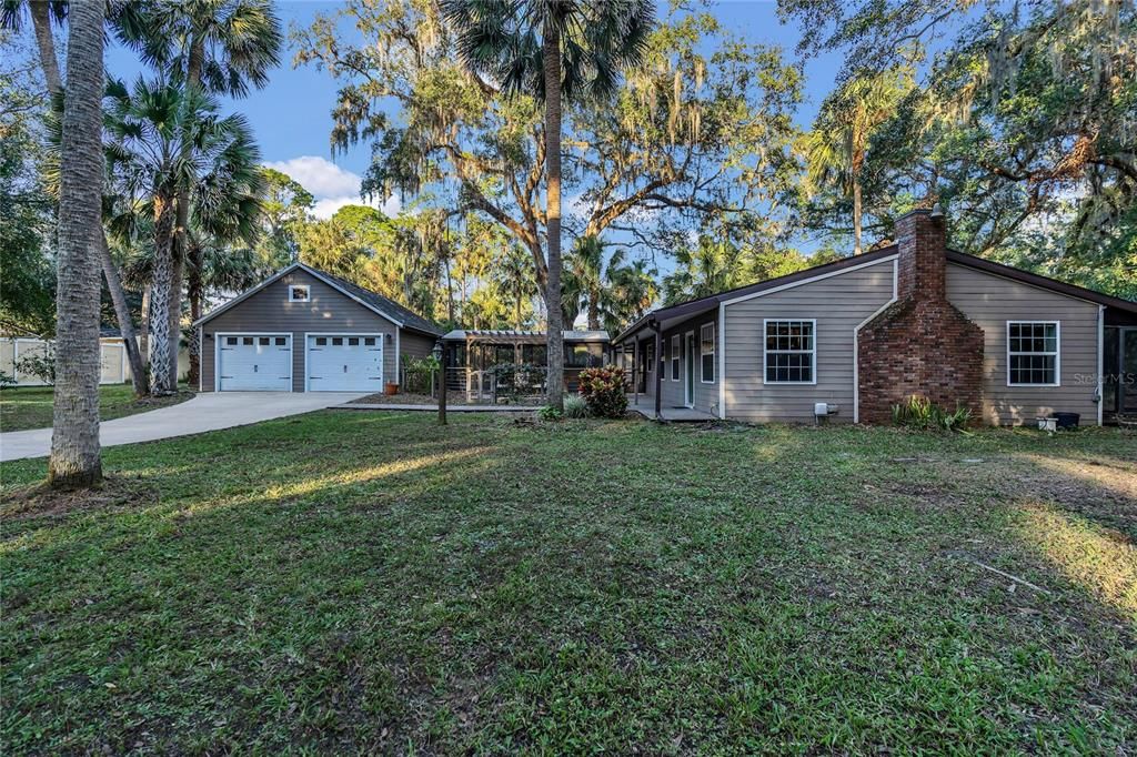 For Sale: $410,000 (3 beds, 2 baths, 1456 Square Feet)