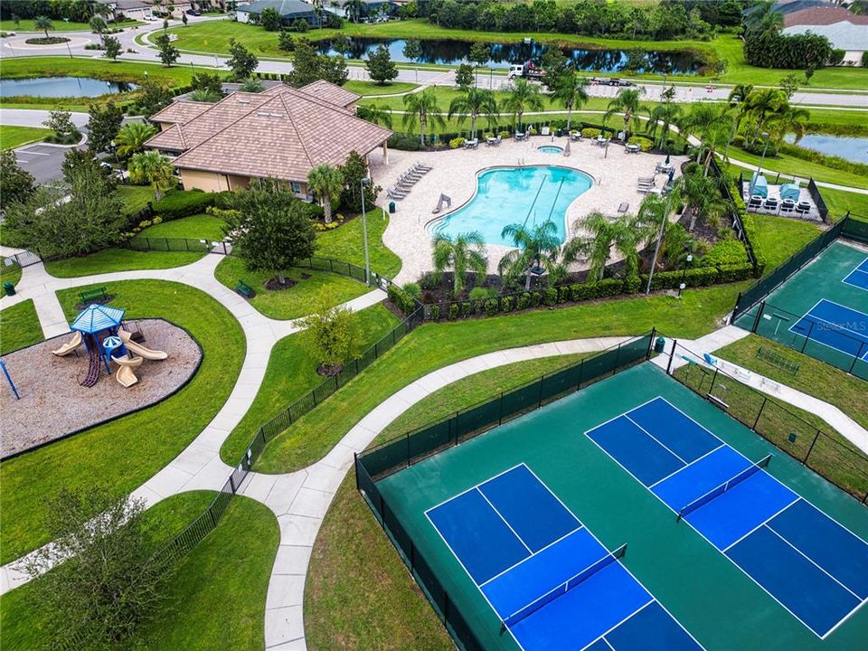 Community West, lighted pickleball, tennis courts, outdoor/indoor area to rent to enjoy birthday parties with the kids, family and guests.