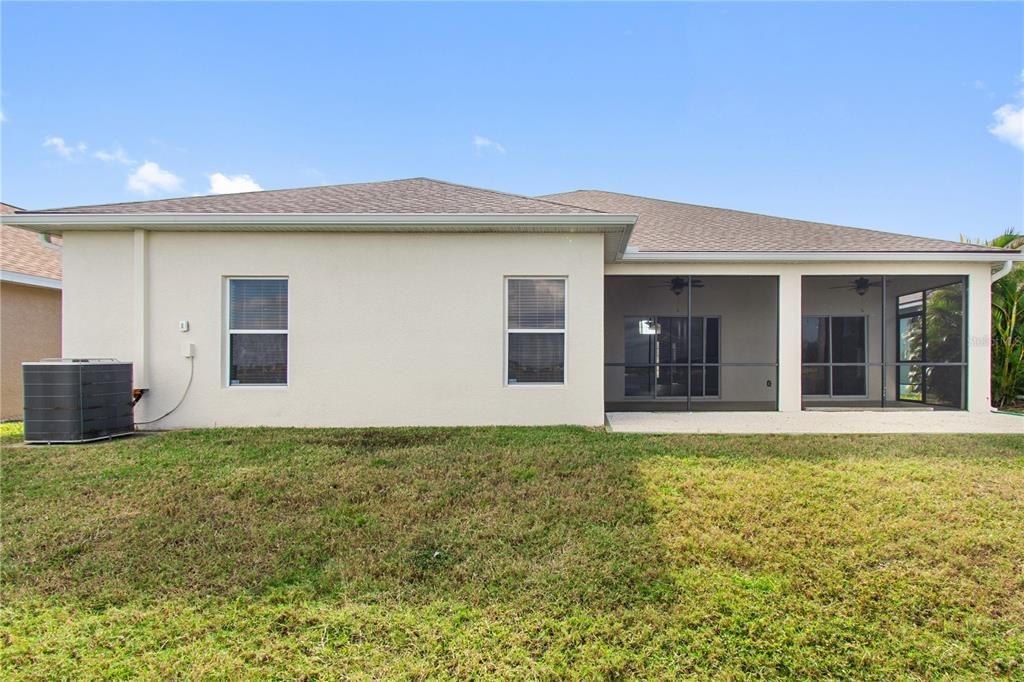 For Sale: $449,900 (4 beds, 2 baths, 2372 Square Feet)