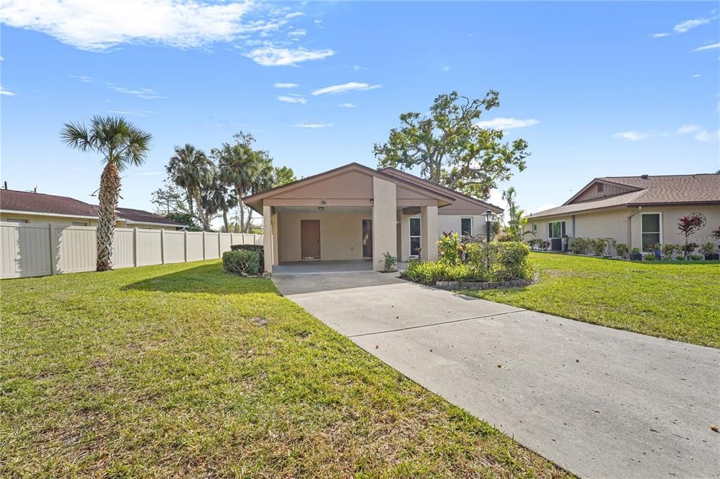 For Sale: $298,000 (2 beds, 2 baths, 2927 Square Feet)