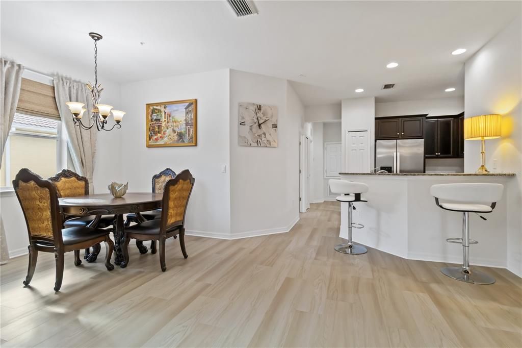 Contemporary Dining/ Kitchen area combo