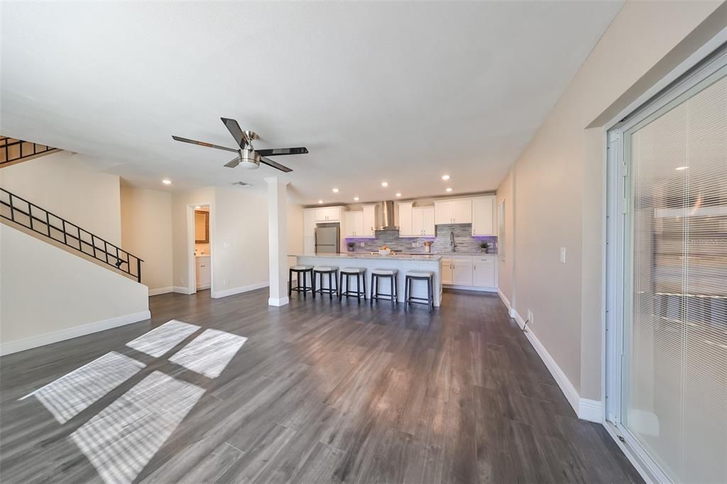 For Sale: $315,000 (2 beds, 2 baths, 1180 Square Feet)