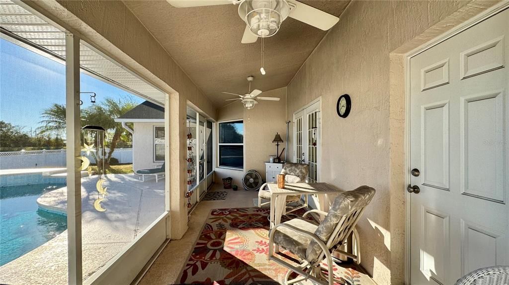 Screened-In Porch