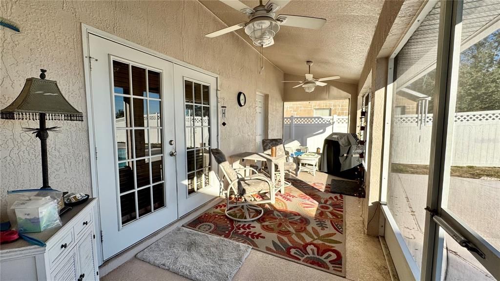 Screened-In Porch