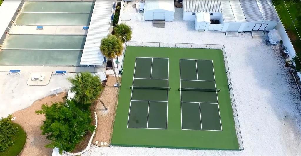 Community Pickleball Courts and Bocce Courts