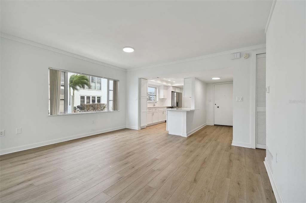 For Sale: $499,000 (2 beds, 2 baths, 1579 Square Feet)