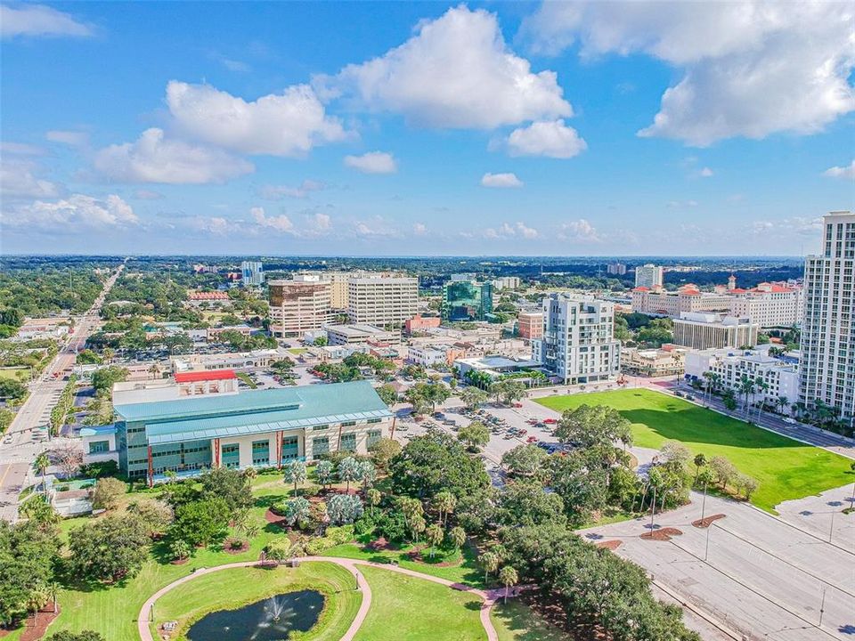 For Sale: $499,000 (2 beds, 2 baths, 1579 Square Feet)