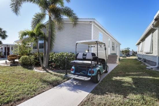 Furnished with Golfcart