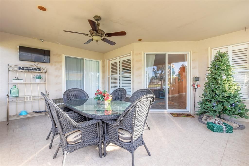 For Sale: $399,900 (3 beds, 2 baths, 1761 Square Feet)