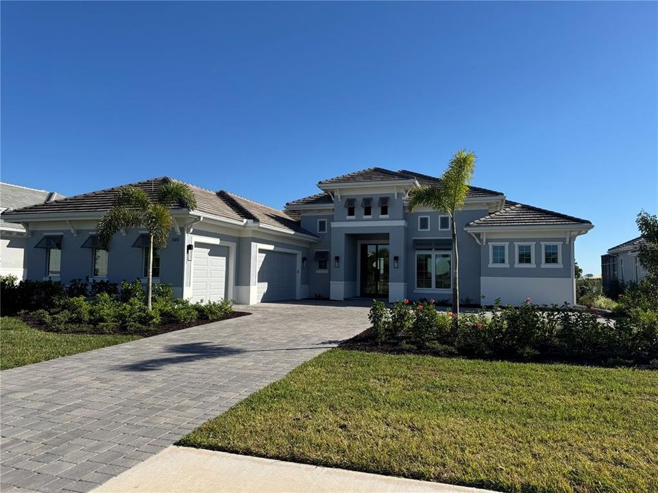 Recently Sold: $2,879,875 (3 beds, 3 baths, 3713 Square Feet)