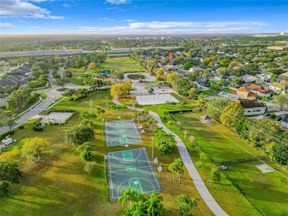 Basketball and walking trail at the Vistas.