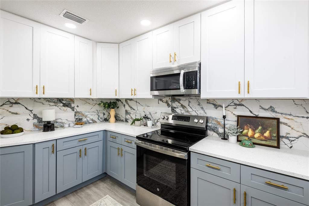 Great kitchen. Light and bright! Quartz countertops.