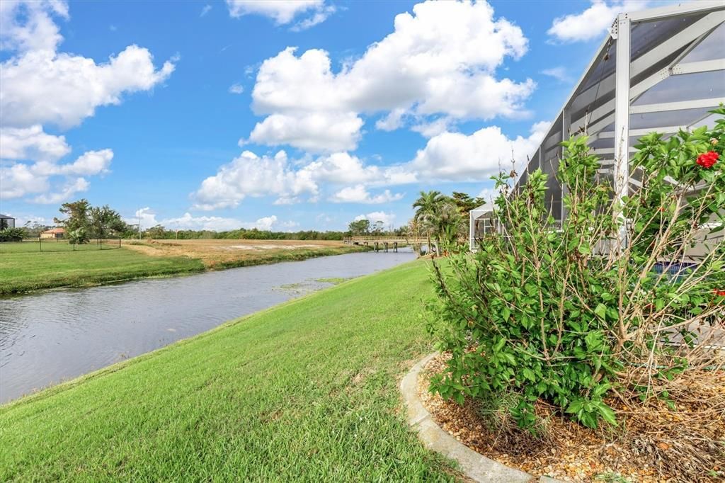 For Sale: $499,000 (3 beds, 3 baths, 1829 Square Feet)