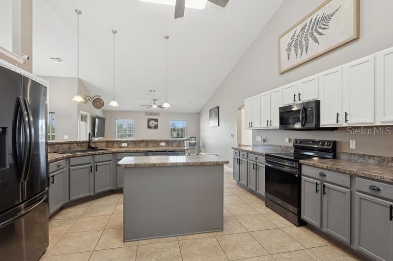 Large Kitchen with island