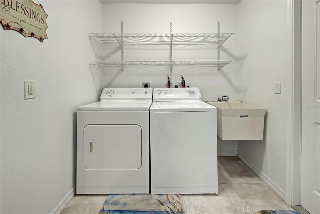 Laundry Room (located off kitchen, with door to garage)