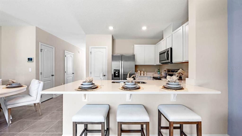 For Sale: $349,990 (3 beds, 2 baths, 1463 Square Feet)