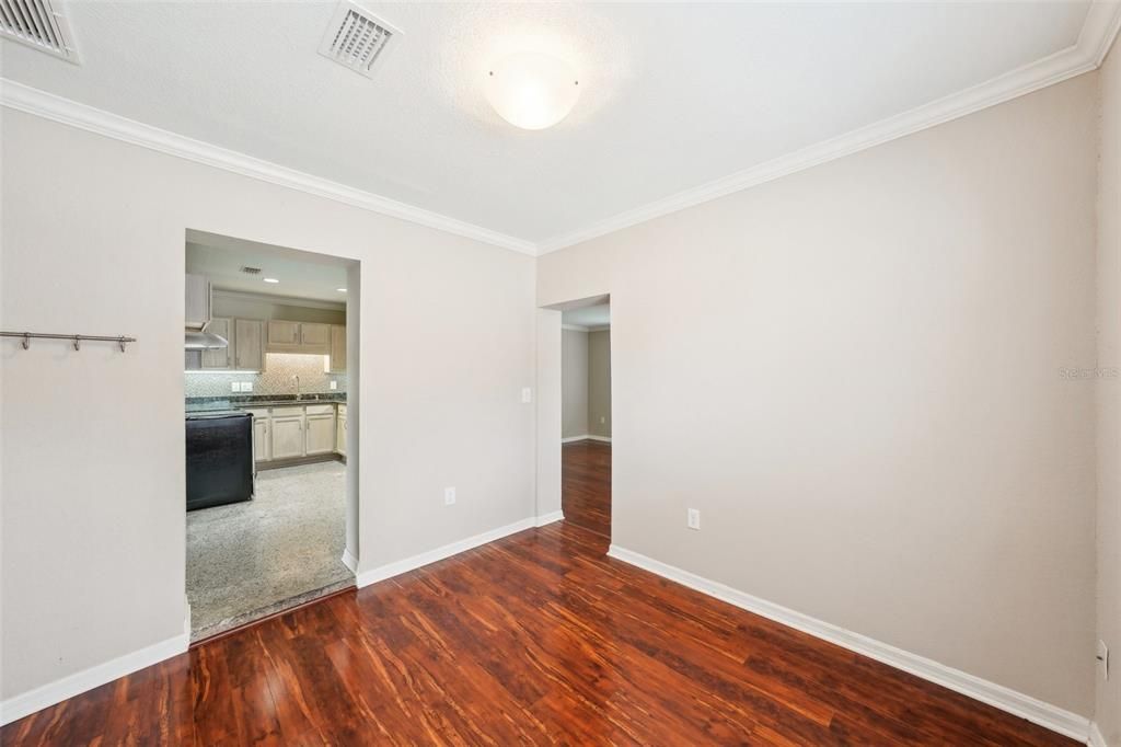 For Sale: $425,000 (2 beds, 2 baths, 1401 Square Feet)